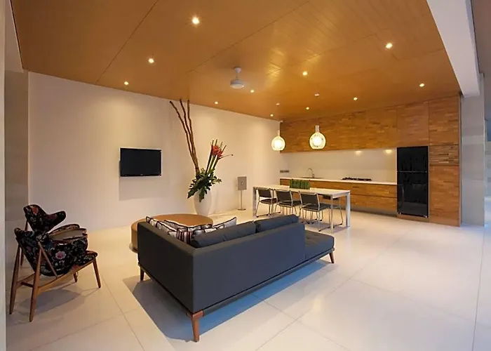 Villa One Eleven Retreat